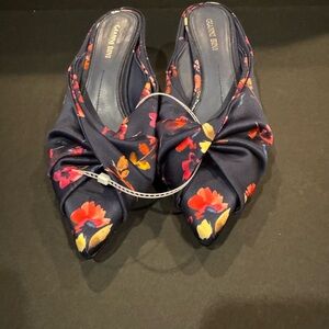 Gianni Bini Navy Blue Floral Mules Size 8